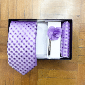 Set de Corbata Lila con Diseño